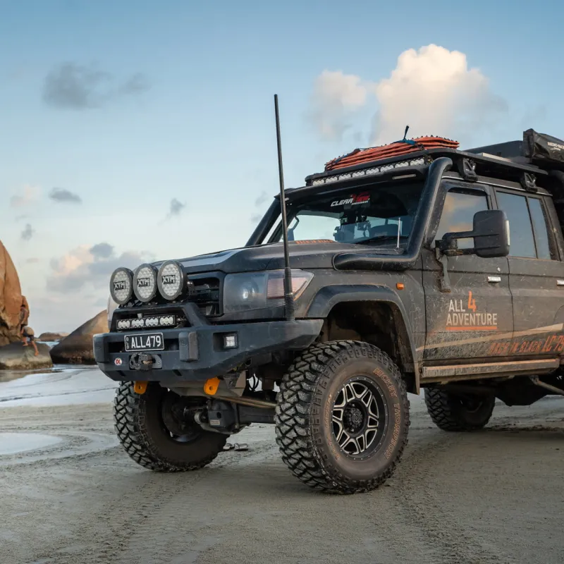 ROH Maverick 4x4 black wheels - 79 Cruiser `Back in Black'