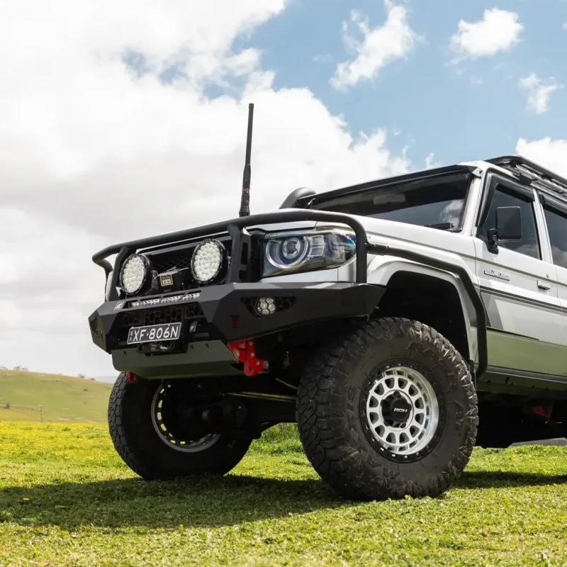 The iconic ROH Assault 4x4 Wheel is now available in a new Machined Centre Black Lip finish